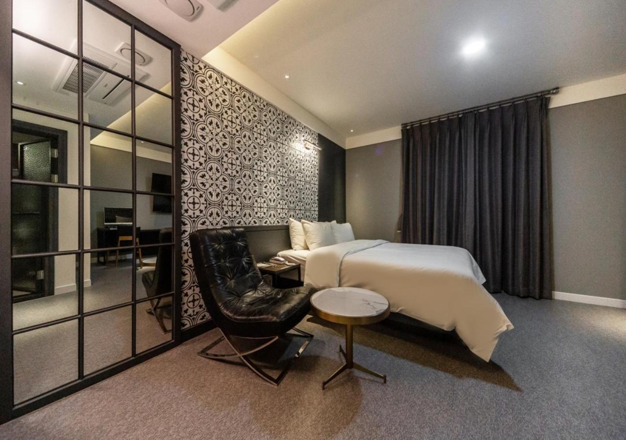 West In Hotel Yeosu Esterno foto