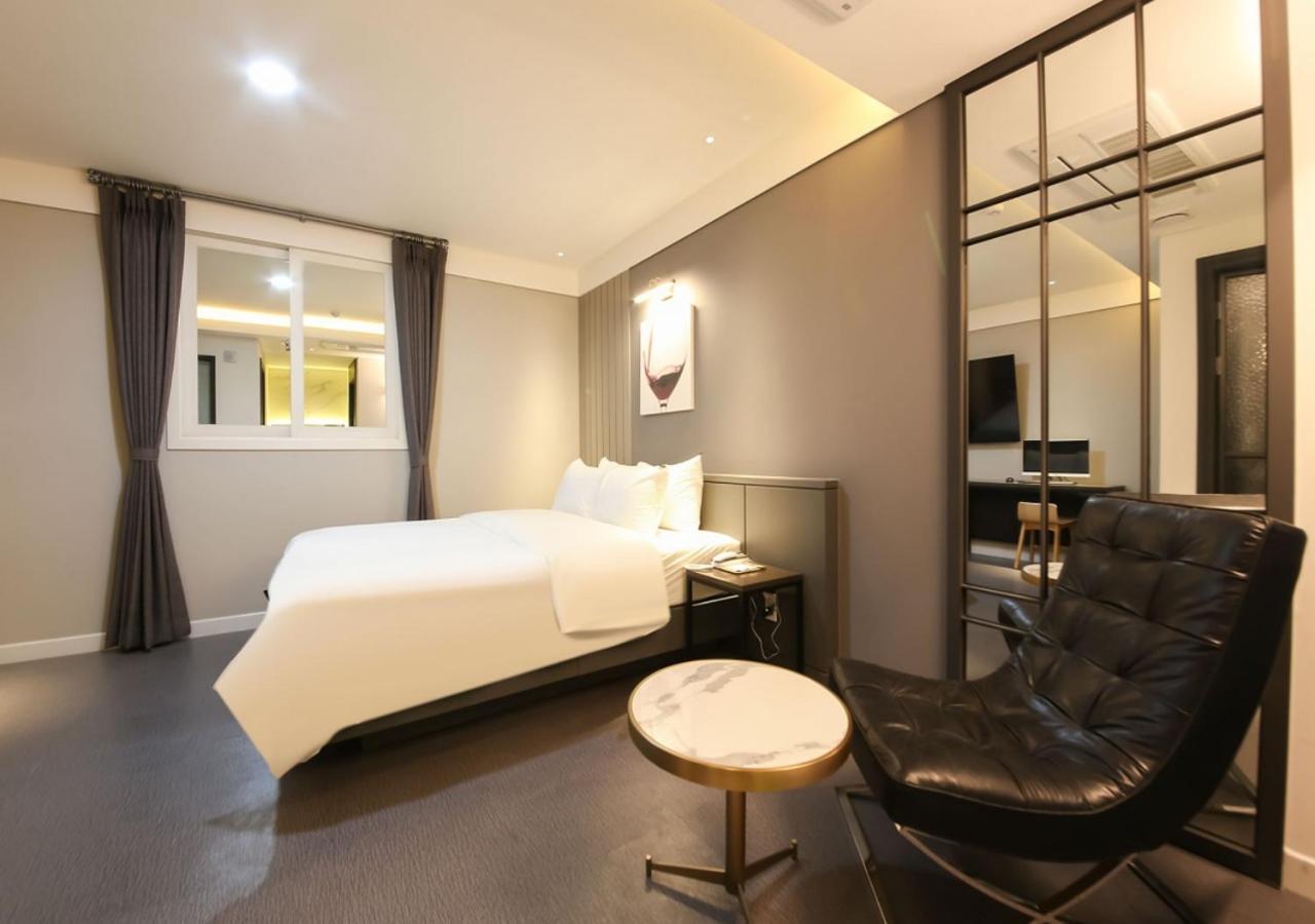 West In Hotel Yeosu Esterno foto