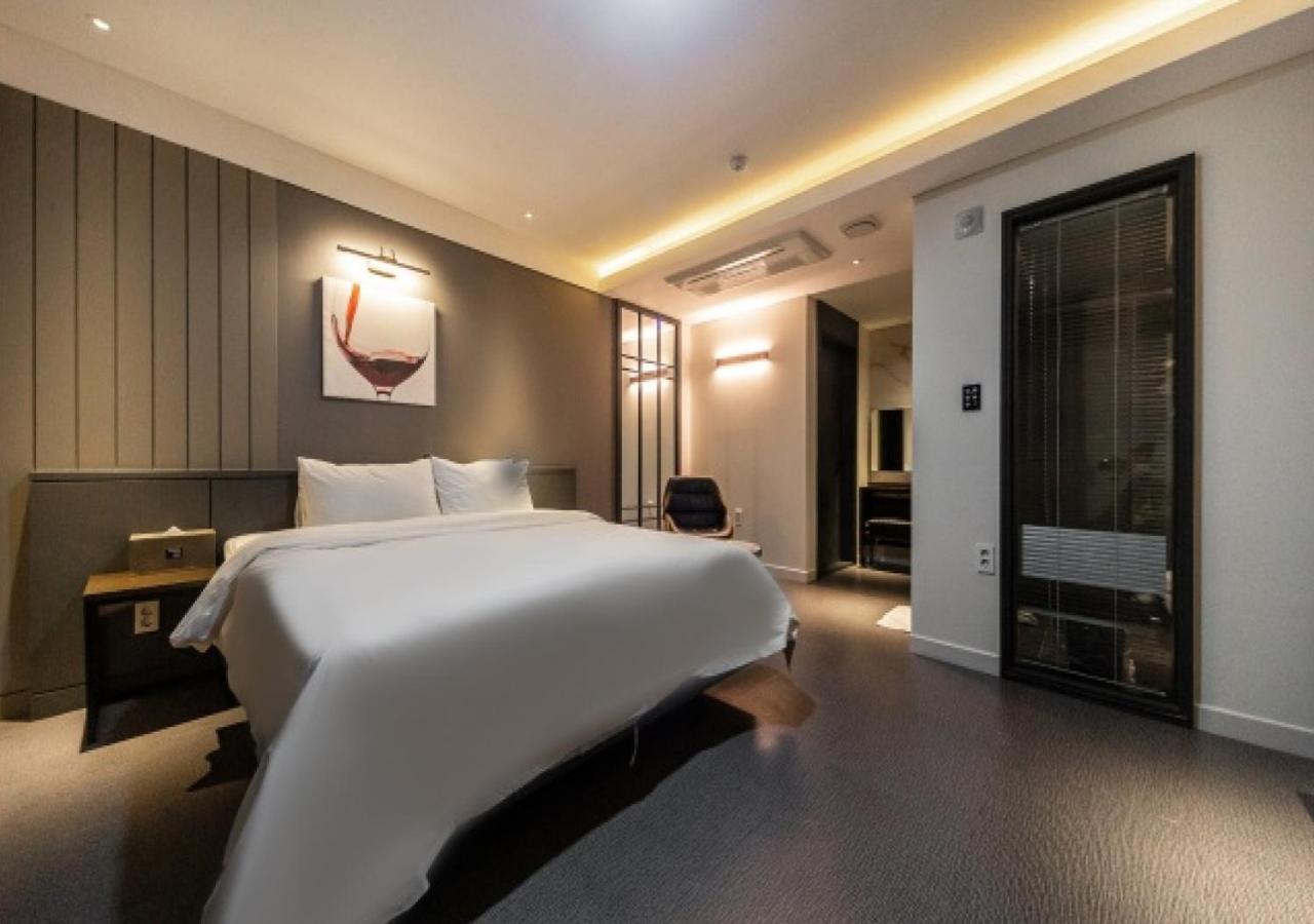 West In Hotel Yeosu Esterno foto