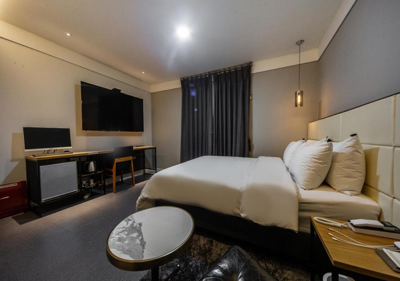 West In Hotel Yeosu Esterno foto