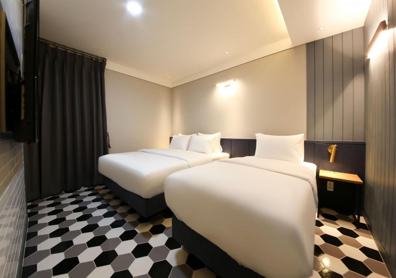 West In Hotel Yeosu Esterno foto