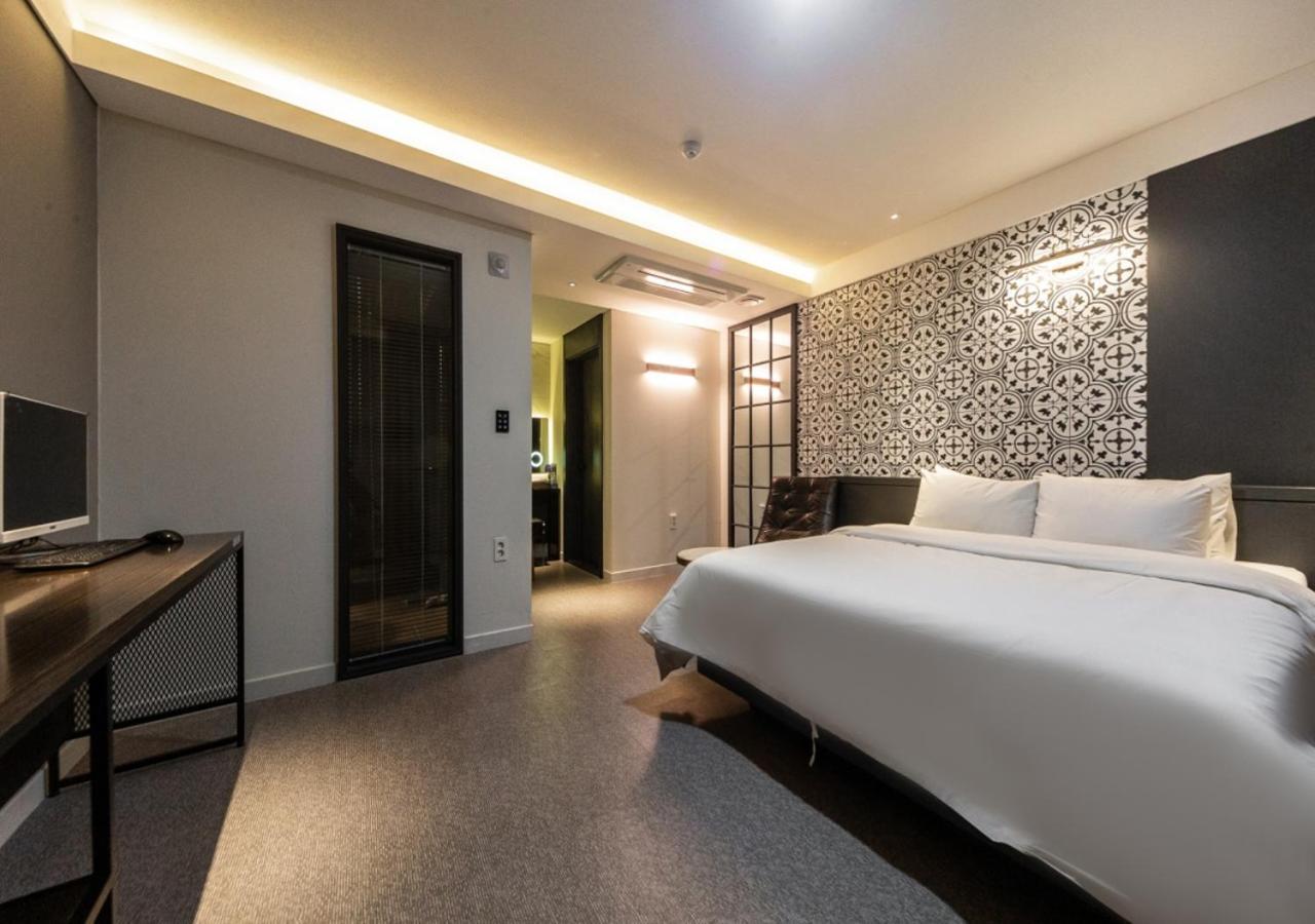 West In Hotel Yeosu Esterno foto