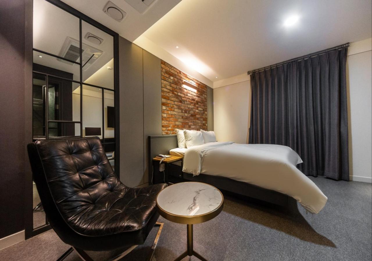 West In Hotel Yeosu Esterno foto