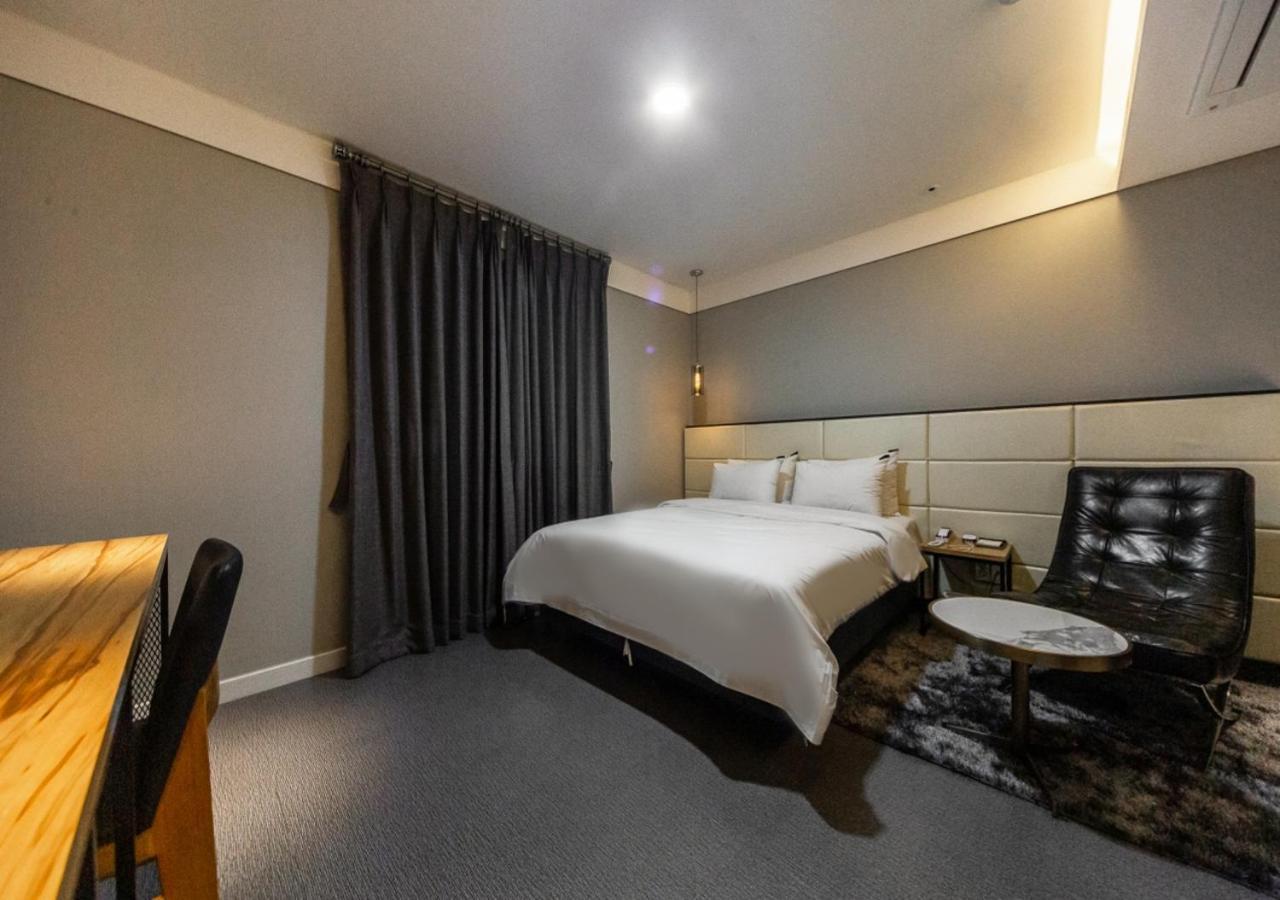 West In Hotel Yeosu Esterno foto