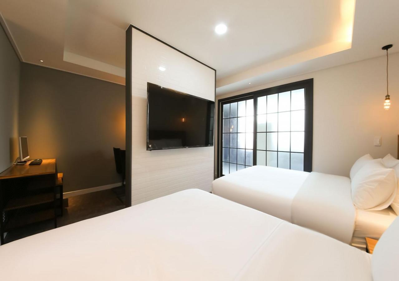 West In Hotel Yeosu Esterno foto