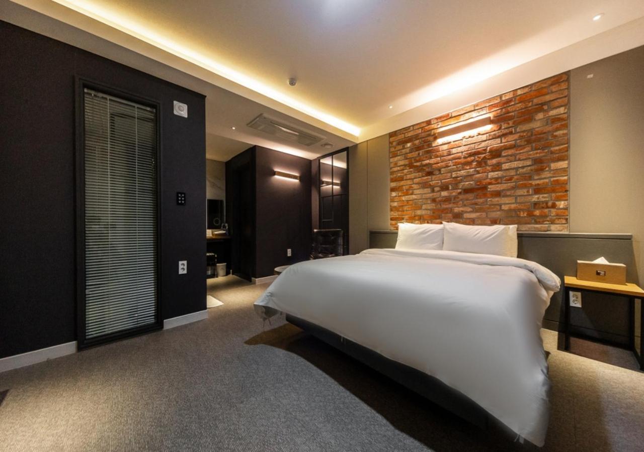 West In Hotel Yeosu Esterno foto