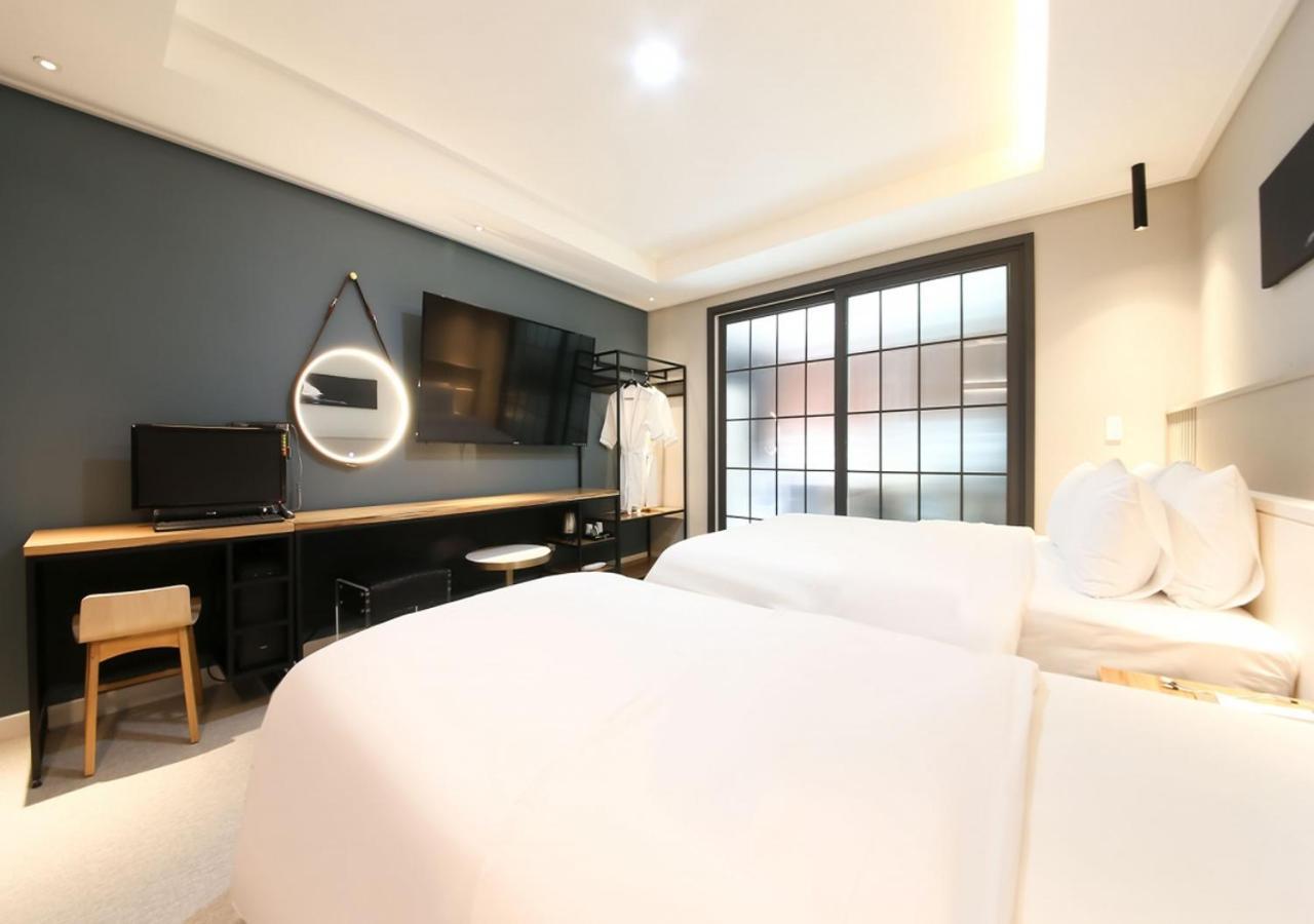 West In Hotel Yeosu Esterno foto